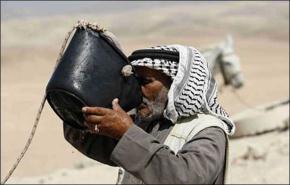 إسرائيل تحرم بدو الضفة من المياه لترحيلهم