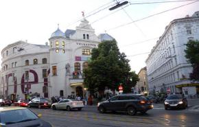 قناص يمطر سكان فيينا بطلقات عشوائية ويصيب 17 شخصاً