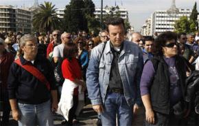 اليونانيون يحتجون على مقتل متظاهر
