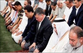 شركة أميركية تقيل 26 مسلماً لادائهم الصلاة