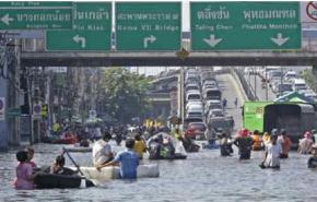 تصريف مياه الفيضانات في بانكوك يستغرق 10 أيام