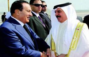 ملك البحرين تبادل معلومات مالية وامنية مع مبارك