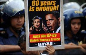 تظاهرات في الفليبين احتجاجاً على زيارة كلينتون
