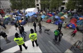 لندن تمهل المحتجين 24 ساعة لانهاء الاعتصام