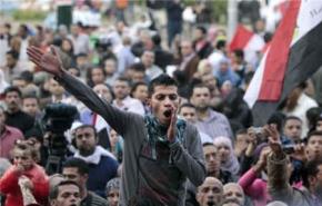 اهالي الشهداء ومصابو الثورة المصرية يعتصمون بالتحرير