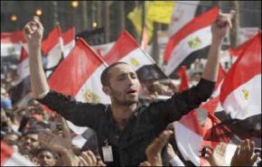 مصر ترحل اميركيا حرض المتظاهرين على مهاجمة الأمن