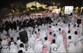 تظاهرات مؤيدة ومعارضة للحكومة بالكويت