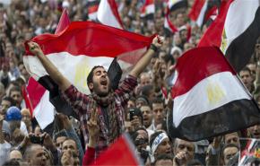 الجماهير المصرية بميدان التحرير حتى تحقيق المطالب  