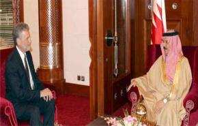 ملك البحرين يؤكد ضرورة تطوير العلاقات مع واشنطن