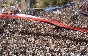المبادرة السعودية والفتنة الطائفية تهددان ثورة اليمن