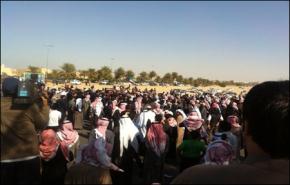 الشرطة الكويتية تفرق تظاهرة للبدون بالقوة