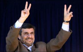 أحمدي نجاد في محافظة اردبيل لافتتاح عدة مشاريع 