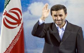 الرئيس الايراني احمدي نجاد يصل الى كوبا