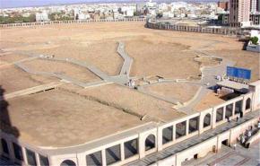 الامن السعودي يهتك حرمة البقيع ويدنس قبورا