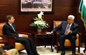 عباس يؤكد ان لا تناقض بين التسوية والمصالحة