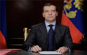 ميدفيديف يصدر مرسوما بتخفيض التمثيل الدبلوماسي في قطر