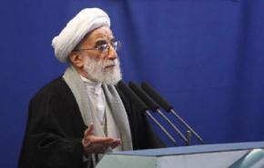 امام جمعة طهران: على الغرب الغاء الحظر ضد ايران 