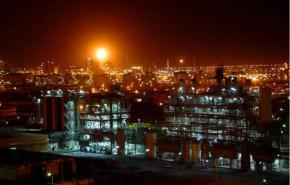 تخصيص 10 مليارات دولار من العائدات النفطية لتنمية البتروكيمياويات