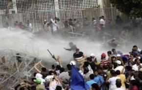 قتيلان ومئات الجرحى بصدامات بين المتظاهرين والجيش المصري