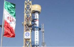طهران تُطلق قمر 