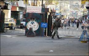 لبنان..توقيف سيارة محملة بالاسلحة امام مخيم عين الحلوة