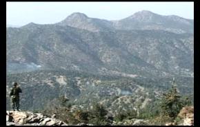 عشرات الضحايا بتفجير حافلة مدنية في بيشاور الباكستانية