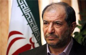 وزير الداخلية يسلم دعوة الرئيس الايراني لنظيره العراقي
