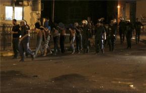 جرحى ومعتقلون جراء قمع السلطات البحرينية لاحتجاجات سلمية