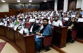 البرلمان الأفغاني يصوت بحجب الثقة عن وزيري الداخلية والدفاع