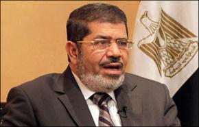 مرسي يحيل قيادات امنية للتقاعد على خلفية هجوم سيناء