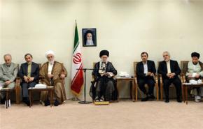 القائد: الاستكبار لن ينتصر ابداً في مواجهته للشعب الايراني