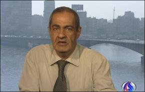 صحفي مصري: الضغوط لم تمنع مرسي من حضور قمة طهران