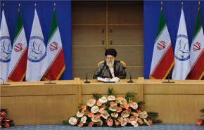 خطاب السيد الخامنئي أمام قمة طهران .. خارطة طريق لتأسيس نظام عالمي جديد 