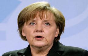 ميركل تدعو الى حل يحول دون خروج اليونان من منطقة اليورو