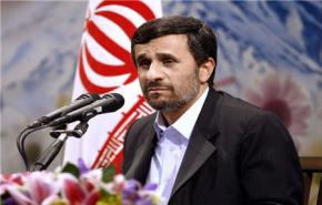 احمدي نجاد: علاقاتنا مع الكويت اخوية وفي تطور مستمر