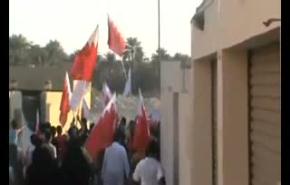 البحرين: سقوط شهيد جديد وإستمرار المسيرات المناهضة للنظام 