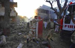 مقتل وإصابة 26 بتفجير قرب مقر قوات الرينجرز بباكستان