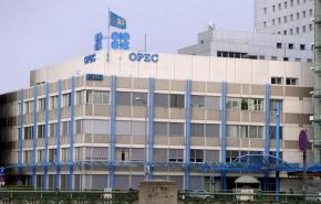 أوبك : فائض الانتاج لا يضعف سعر النفط