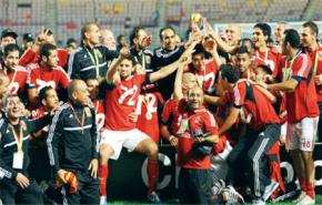 الأهلي المصري يتوج بلقب افريقيا ويتأهل إلى المونديال