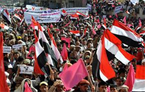 مظاهرات عارمة بمختلف محافظات اليمن في جمعة الغضب الثوري