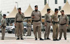 السلطات السعودية تعتقل شابين بدون تهمة بالقطيف