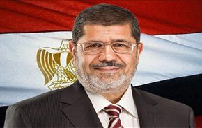 مرسي يعتمد قائمة تضم 90 شخصاً لمجلس الشورى
