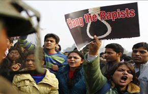 تظاهرات في الهند احتجاجا على اغتصاب طالبة