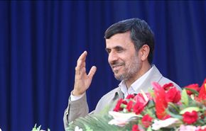 احمدي نجاد يهنئ رؤساء الدول المسيحية بالعالم