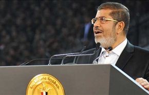 مرسي: الدستور الجديد يكفل المساواة لكل المصريين