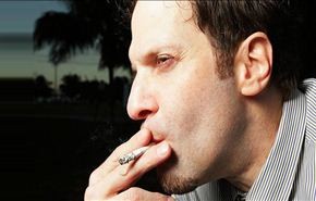 دراسة : التدخين يتسبب في تلف الدماغ