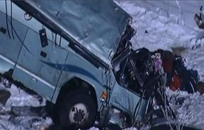9 کشته در سقوط اتوبوس به دره در آمریکا