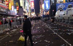 میدان تایمز نیویورک؛ ساعاتی پس از آغاز سال 2013