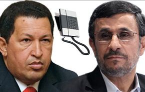 احمدي نجاد یطمئن على صحة تشافيز