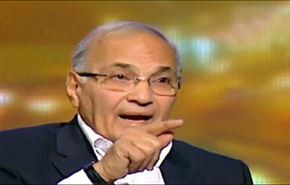 مصر...بلاغ ضد شفيق يتهمه بتشكيل مليشيا مسلحة